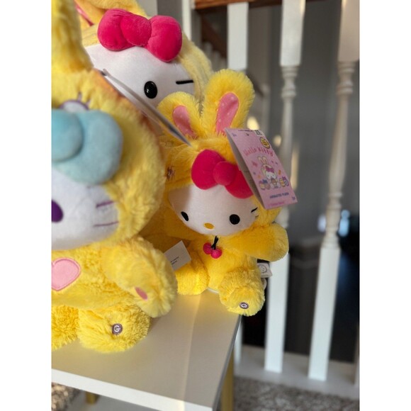 Hello Kitty Easter Greeter Side Stepper Set of 4 NWT - Picture 4 of 6